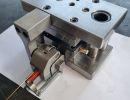 trancia automatica per perni orecchini fresati